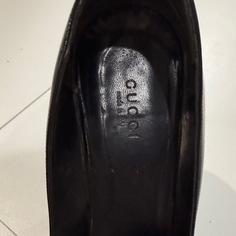 Gucci Black Patent Leather Heels - Picture 2 of 4